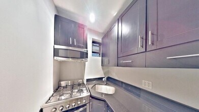 230 E 32nd St in New York, NY - Building Photo - Building Photo