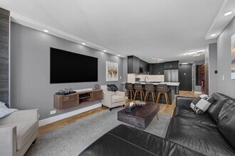 345 E 93rd St in New York, NY - Building Photo - Building Photo
