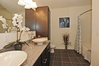 Willow Square of Clarence photo'