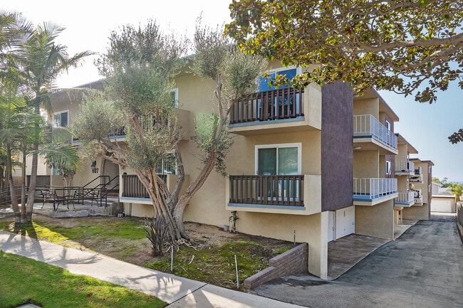 The Olive Branch in Redondo Beach, CA - Building Photo - Building Photo