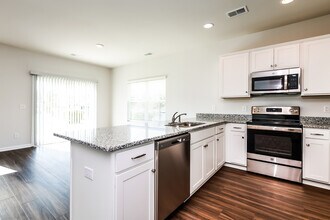 269 Clydesdale Cir in Summerville, SC - Building Photo - Building Photo