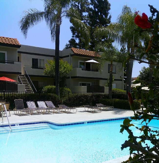 19550 E Cienega Ave