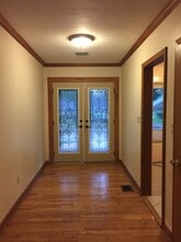 2156 NW 4th Pl, Unit Main house in Gainesville, FL - Building Photo - Building Photo