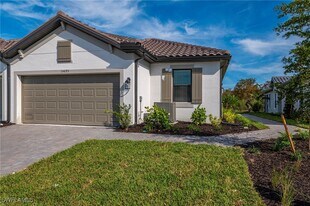 15693 Gavello St in Naples, FL - Building Photo