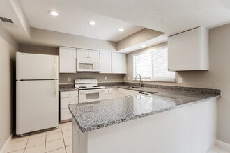 3215 Birch Creek Dr in Humble, TX - Building Photo - Building Photo