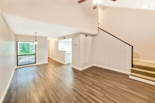 4307 SW 70th Ter in Gainesville, FL - Building Photo