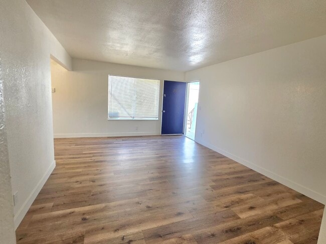 4264 N Bengston Ave, Unit 101 in Fresno, CA - Foto de edificio - Building Photo