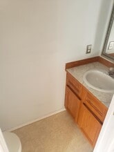 6310 Selkirk St in Chilliwack, BC - Building Photo - Building Photo