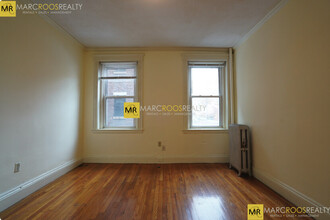 195 Park Dr, Unit 5 in Boston, MA - Building Photo - Building Photo