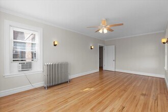 120 Custer Ave in Evanston, IL - Foto de edificio - Building Photo