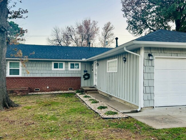 5846 E 22nd St in Tulsa, OK - Building Photo - Building Photo