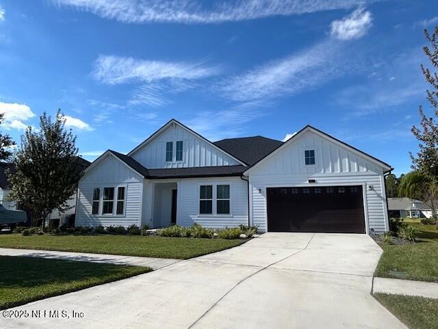 982 Oakland Hills Ave in Middleburg, FL - Building Photo