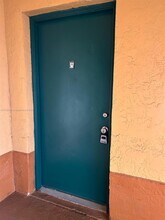 10765 Cleary Blvd in Plantation, FL - Building Photo - Building Photo
