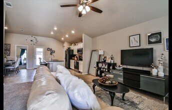 7538 104th St in Lubbock, TX - Building Photo - Building Photo
