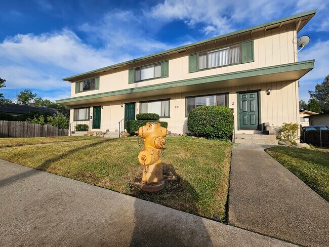 131 Knoll St, Unit #1