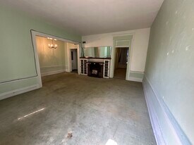 926 Diamond Park, Unit 2nd Floor One Bedroom in Meadville, PA - Building Photo