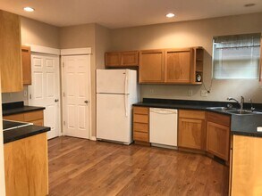 226 E River Rock Rd in Belgrade, MT - Building Photo - Building Photo