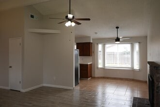 4310 N Barcus Ave in Fresno, CA - Building Photo - Building Photo