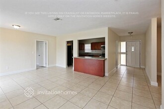 12240 SW 190th Terrace in Miami, FL - Building Photo - Building Photo