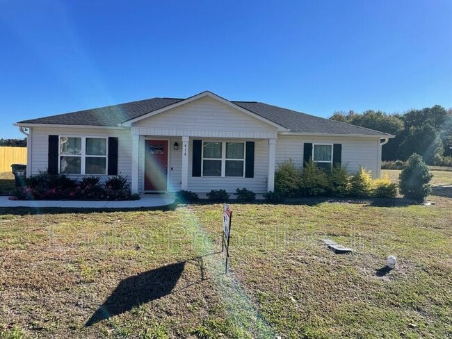 416 Wade St in Warsaw, NC - Building Photo - Building Photo