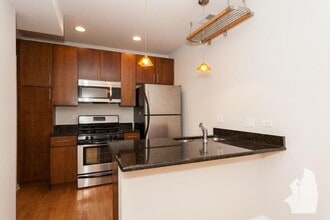 3804 N Marshfield Ave, Unit 2BD in Chicago, IL - Building Photo - Building Photo