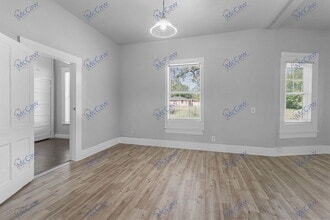 419 N Grand Ave in Sherman, TX - Building Photo - Building Photo