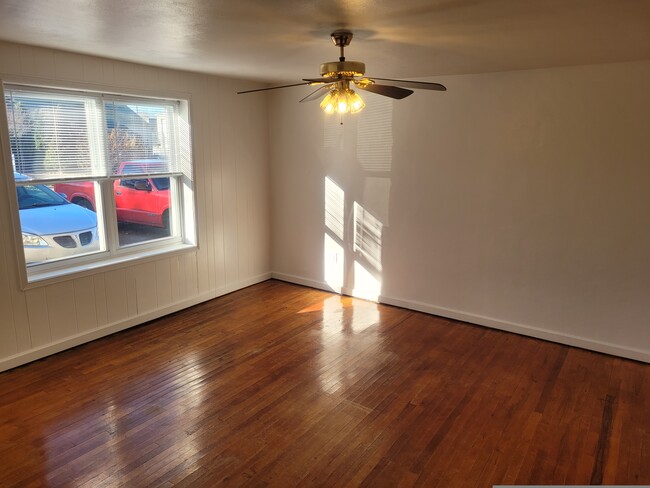 129 S 9th St, Unit 5 in Chesterton, IN - Building Photo - Building Photo