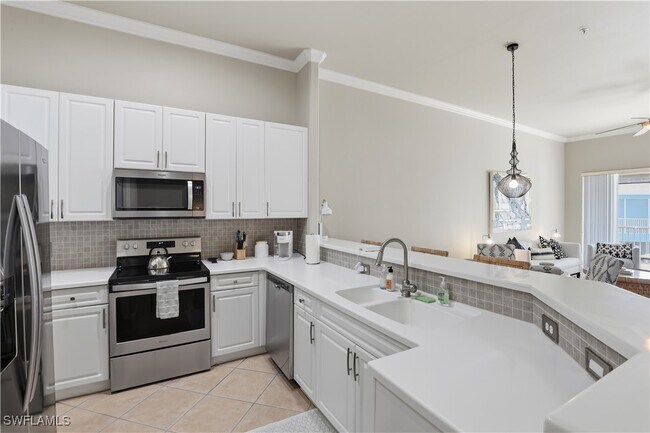 1214 Sweetwater Ln in Naples, FL - Building Photo - Building Photo