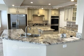 8963 Hillsboro Creek Ct in Las Vegas, NV - Foto de edificio - Building Photo