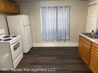 312 Superior St photo'