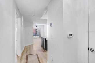 2440 W Horatio St in Tampa, FL - Building Photo - Building Photo