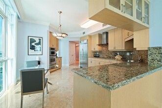 1430 S Ocean Blvd, Unit 5B in Pompano Beach, FL - Building Photo - Building Photo