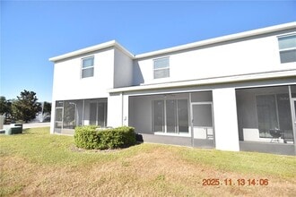 8821 Indigo Trl Lp in Riverview, FL - Building Photo - Building Photo