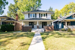 5446 N College Ave in Indianapolis, IN - Building Photo