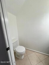 9480 Grand Falls Dr in Jacksonville, FL - Foto de edificio - Building Photo