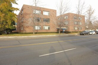 Cottage Hill in Yakima, WA - Foto de edificio - Building Photo
