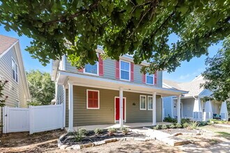 9900 Concord Dr in Providence Village, TX - Building Photo - Building Photo