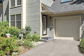 111 Brigham St in Hudson, MA - Building Photo - Building Photo