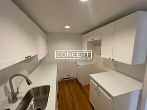 1742 Washington St, Unit 1 in Boston, MA - Building Photo - Building Photo