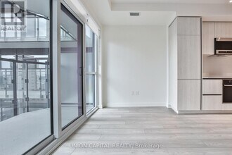 110 Broadway Ave in Toronto, ON - Building Photo - Building Photo