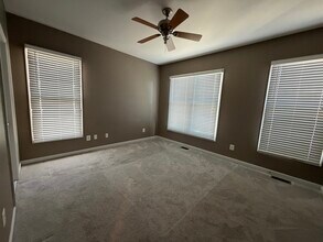 217 S Fremont Ave in Baltimore, MD - Foto de edificio - Building Photo