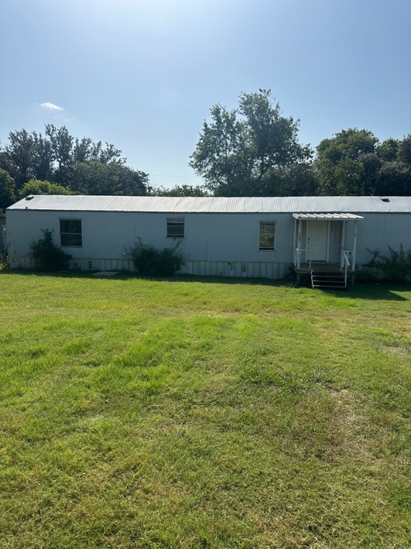 property at 208 Forest Creek Ln