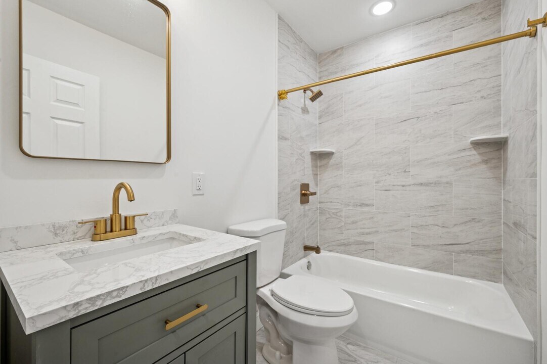 2534 S 61st St in Philadelphia, PA - Foto de edificio