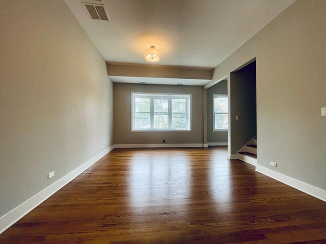 2309 N Campbell Ave in Chicago, IL - Building Photo - Building Photo