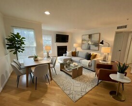 1524 Lincoln Way, Unit Top Floor - Tyson’s Corner in McLean, VA - Foto de edificio - Building Photo