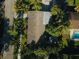 1731 NE 1st Ave in Pompano Beach, FL - Building Photo