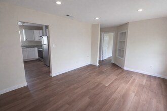 1234 Coleman St in Greenville, TX - Building Photo - Building Photo