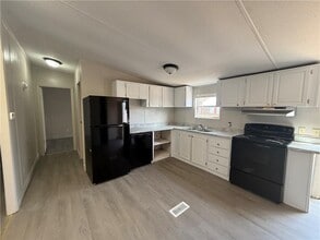 175 Dorsey Brothers Rd in Cleveland, GA - Building Photo - Building Photo