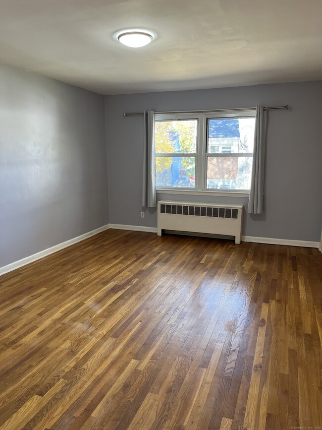 20 North St in Stamford, CT - Building Photo - Building Photo