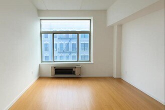 1952 First Avenue in New York, NY - Building Photo - Building Photo